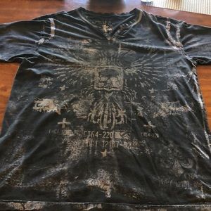 Affliction shirt, no flaws.